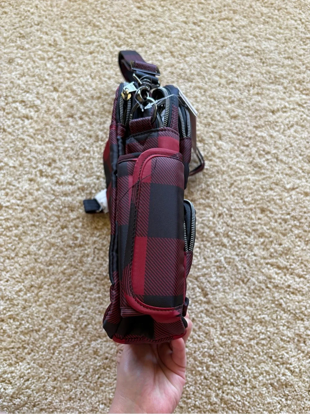 Lug Compass Crossbody Bag Buffalo Check Red Black RFID Quilted Travel Bag NWT - Picture 6 of 12